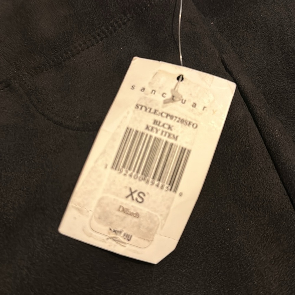 NWT Sanctuary /
FAUX SUEDE RUNWAY HIGH RISE LEGGING BLACK - Picture 9 of 16